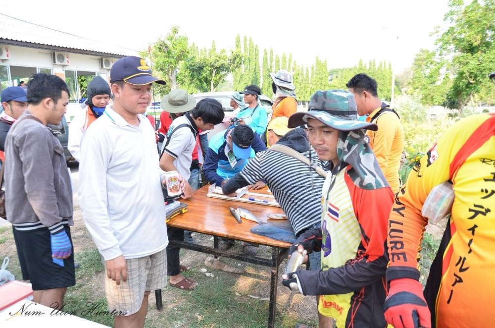 วุ่นเลยตอนนี้ ทั้งแบบเดินตก ทั้งนั่งเรือ  :laughing: :laughing: :laughing: :laughing: :laughing: