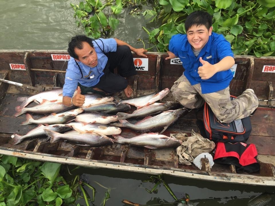 หน้าดิน ที่เจ้าพระยา กับน้องอัลเบิร์ด