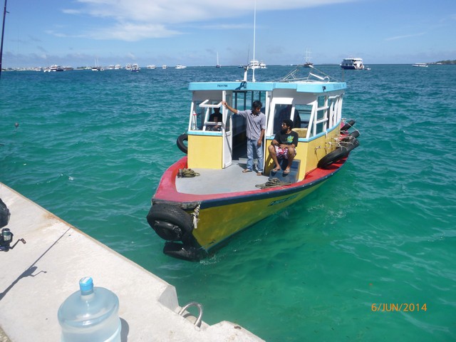 ได้เวลาก็จัดแจงหาเรือกันก่อนคับ ทริปนี้ค่าเรือ 5000 บาท 