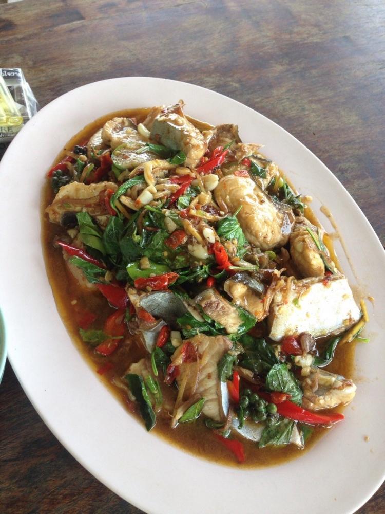 ปลาเทโพ
ผัดฉ่า
 :cheer: