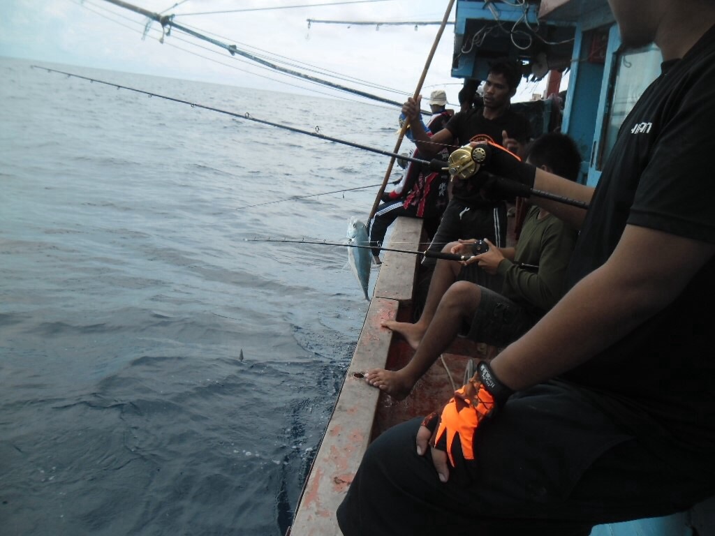 ท้ายเรือก็ได้