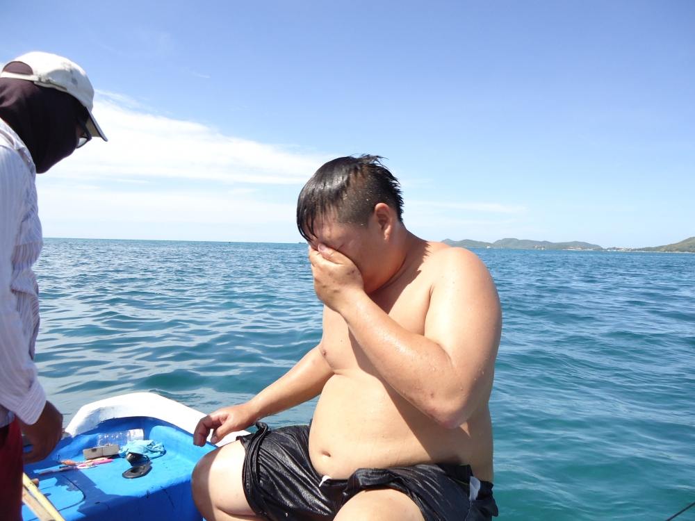 เปียกกก ครับ ฮ่าาา  :laughing: :laughing: :laughing: :laughing: