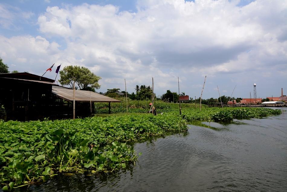  [center]

** ทริพนี้เรามาลงเรือกัน ประมาณบ่ายโมงกว่าแล้วครับ

อากาศไม่ค่อน ร้อนเท่าไหร่ครับวันน