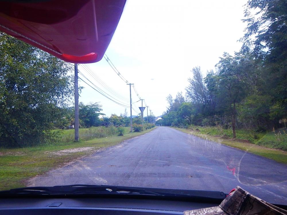 
 [center]ที่ผมเอาเรือลงเป็นสถานที่ ที่อยู่ในค่ายทหารคับ [/center]

