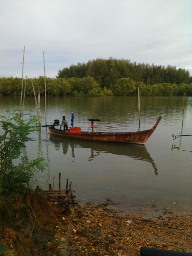 06.25 นใ เรือหางบังขาวเริ่มสตาร์ทเครื่องยนต์