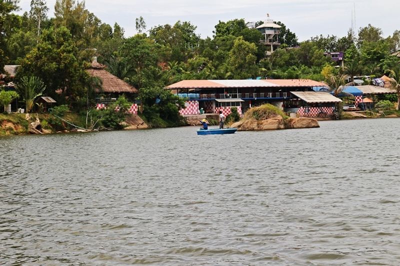 ปลาลากคันลงบ่อ ต้องเอาเรือตาม