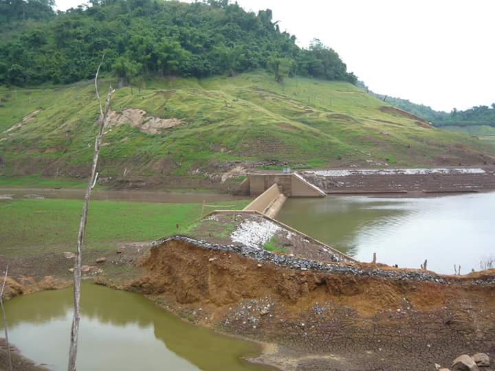 ด้านในเมื่อวานครับวันนี้จัดเต็มเลยน้ำแบบนี้อีก2-3วันกะสูบตีได้เลยครับ