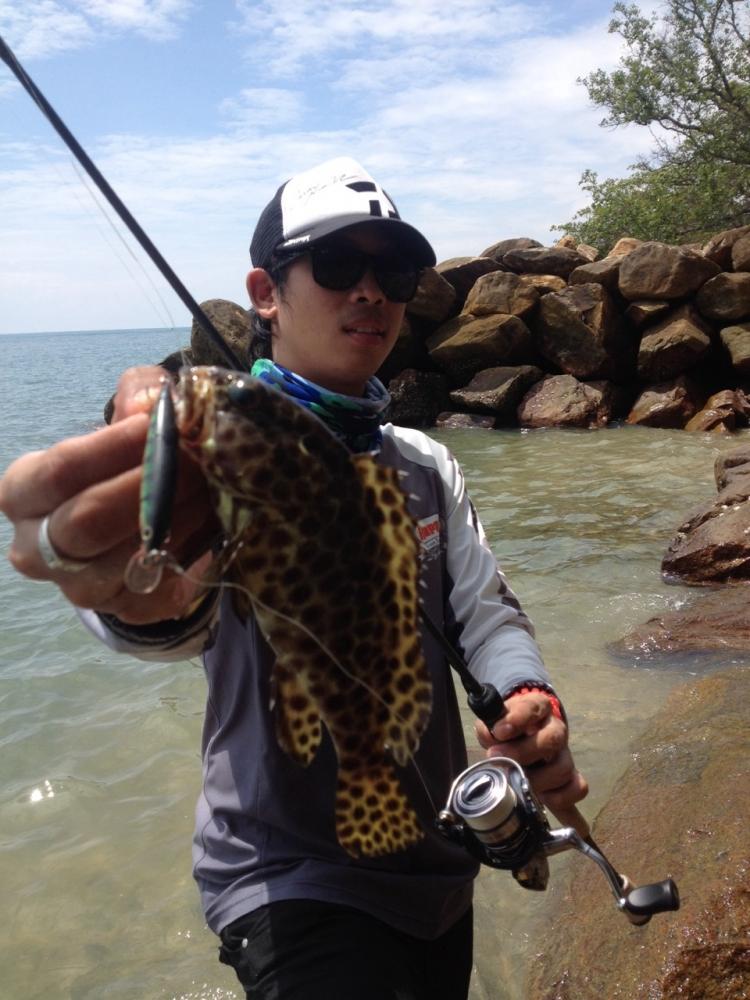 เบากับเหยื่อRapala XRap  :cheer: :cheer: :cheer: