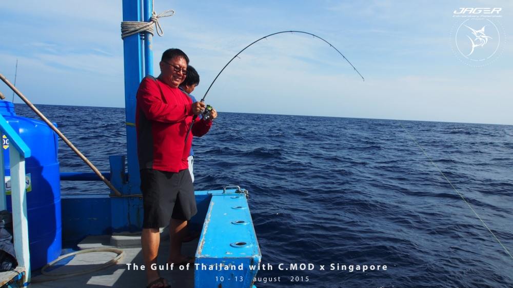 คุณอาจากสิงค์โปร์ก็โดนกันทั่วลำเรือครับ

 :cheer: :cheer: