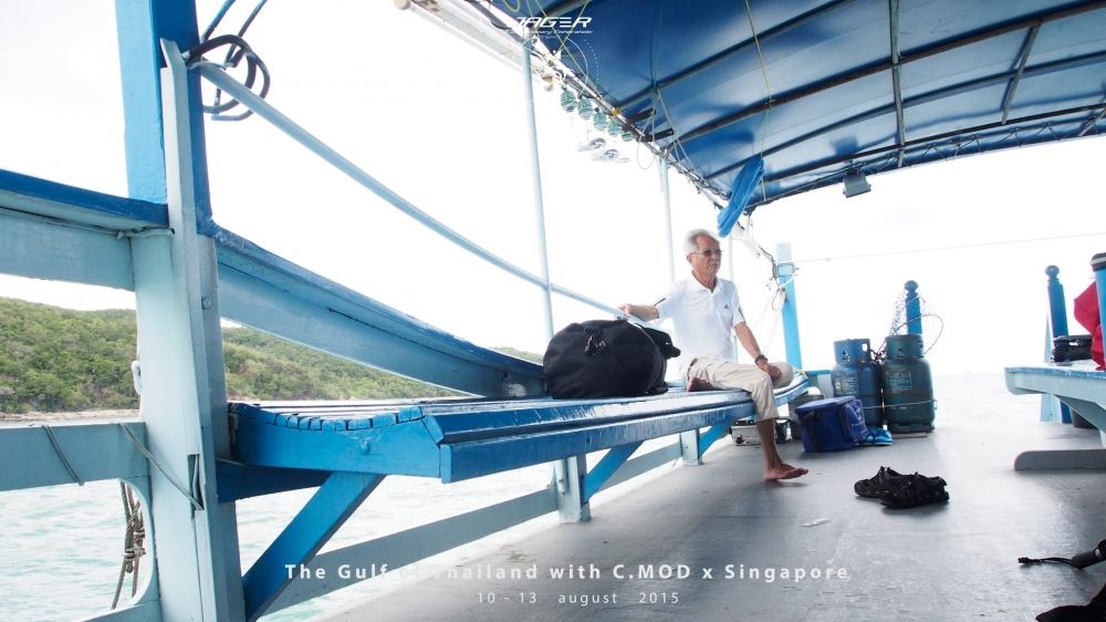 คุณลุงนั่งสบายใจจรุงเบย

 :cheer: :cheer: :cheer: