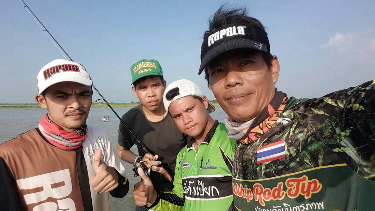 วันนี้รวมแก๊งไข่อปียกเช่นเดิมครับ :cheer: :cheer: