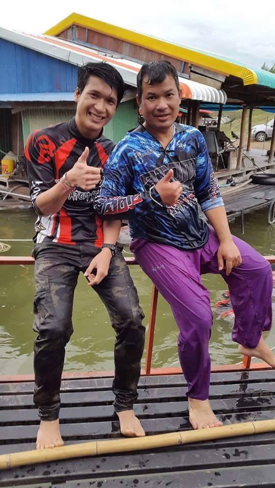 มากันไกล  ถ่ายรูปเยอะๆ :grin: