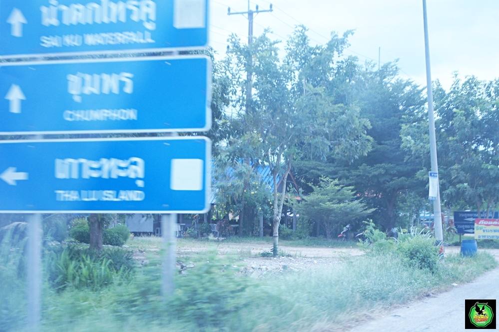  
[center]เกือบถึงท่าเรือแล้ว.[/center] :grin: :grin: