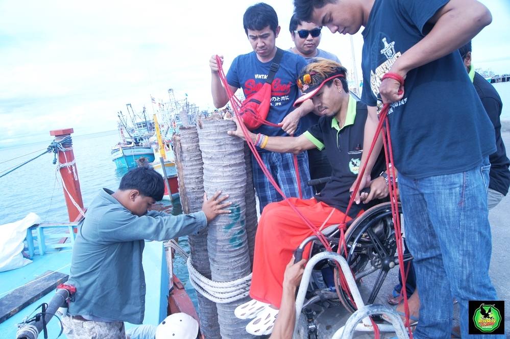 
 [center]เอายัง พร้อมยัง จะลงเรือแล้วนะ จนกว่าจะลงถึงเรือด้านล้างให้ภาพเล่าแทนผมไปก่อนนะครับ.อิอิ.