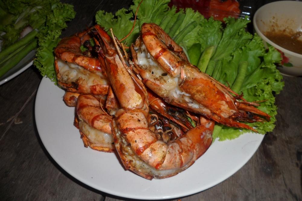 กุ้งม้าลายเผาครับ......ร้อนๆแก้หนาว