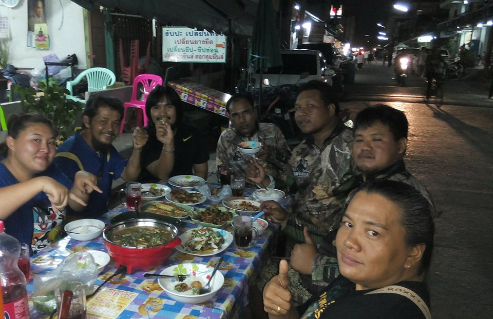 สุดท้ายพวกเราทีม “ฅนค้นคัน” ขอขอบคุณพี่ๆเพื่อนๆที่เข้ามาชมผลงานของพวกเรา  และจะพยายามรวบรวมผลงานในปี