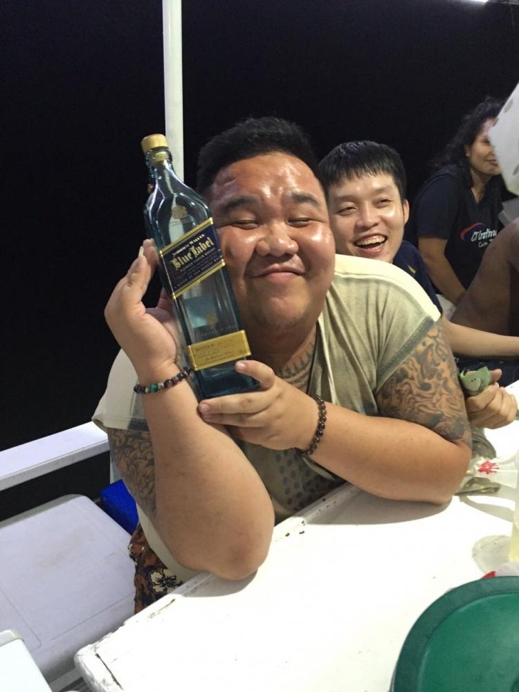 พอลงเรือ ก็จัดกันเลยครับ 