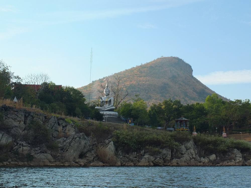  [center]เช้าวันสุดท้ายมีเวลาแค่ 10 โมงเช้าก่อนนั่งเรือกลับ เลยแวะหมายกระสูบ ที่เดิม[/center]