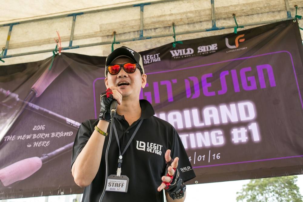  [center]Staff อธิบายรายละเอียดคันเบ็ด LEGIT Design แนะนำสินค้า ฯ ( พี่ป่วน )
รายละเอียดต่างๆของคัน