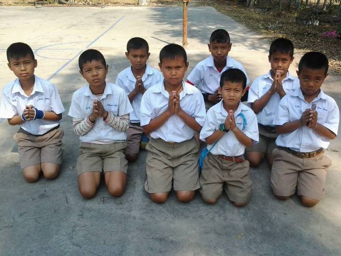 


 [center]ท้ายนี้  ขอขอบคุณทุกบิท ขอบคุณการให้และการแบ่งปันจากทุกท่านครับ
+++ สวัสดีครับ +++  