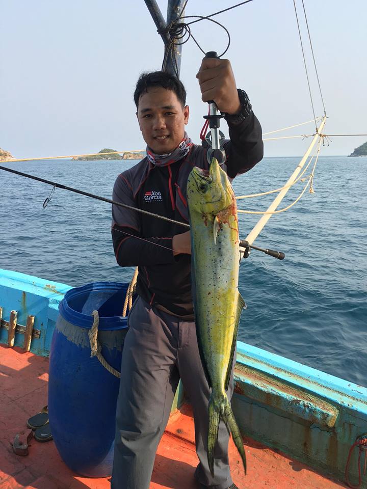 ดิน กับอีโต้มอญตัวปิดทริป