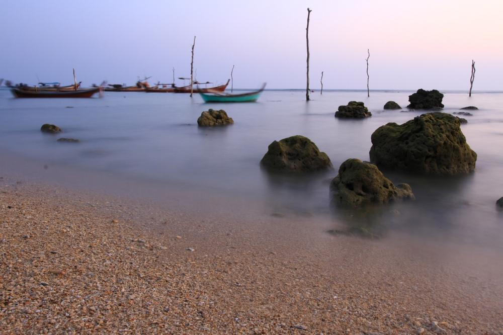  :grin: :grin: :grin:ขอลาด้วยภาพบรรยากาศยามเย็นลันตาที่หาดคลองโขง ภาพนี้เลยนะครับ  :grin: :grin: :gr