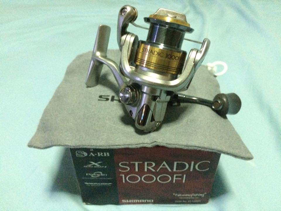 รอก
ยี่ห้อ            Shimano
รุ่น            Stradic 1000 FI ปี 2007
สาย      6lb/110
ลูกปืน   