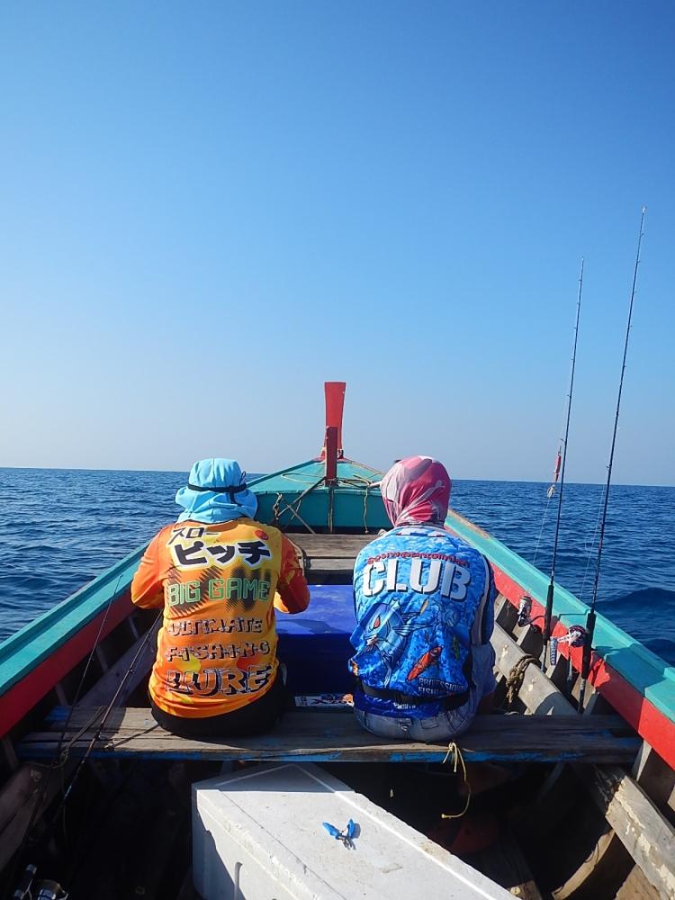 
 [center]ออกกับเพื่อนๆพี่ๆที่เป็นเจ้าของเรือเอง ไม่ได้รับทัวร์[/center]

