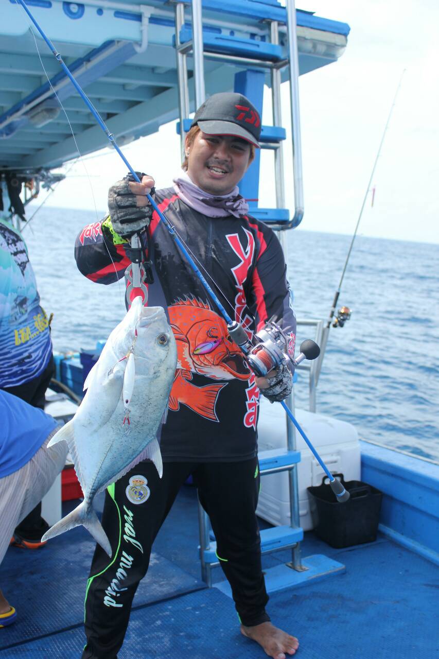 โบ้ทจัดขึ้นมาก่อน กับคัน Storm Gomoku Adajo สโลว pe3   รอก Daiwa saltiga 15H เป็นชุดที่เหมาะกับงานสโ