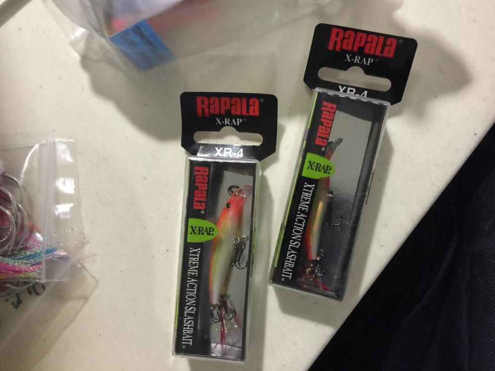 นี่เลยเหยื่อเทพท่านจิ๋ว
Rod: 
Reel: Daiwa
Line: pe1
Lure: Rapala X-Rap XL-4

ตัวนี้ หมานมาก ถ้