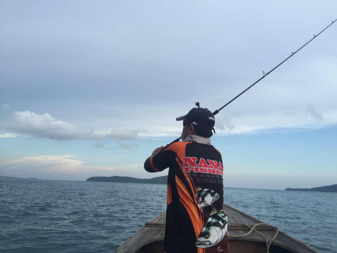 ไหลเรือเลาะตีไปเลื่อยๆๆๆ  