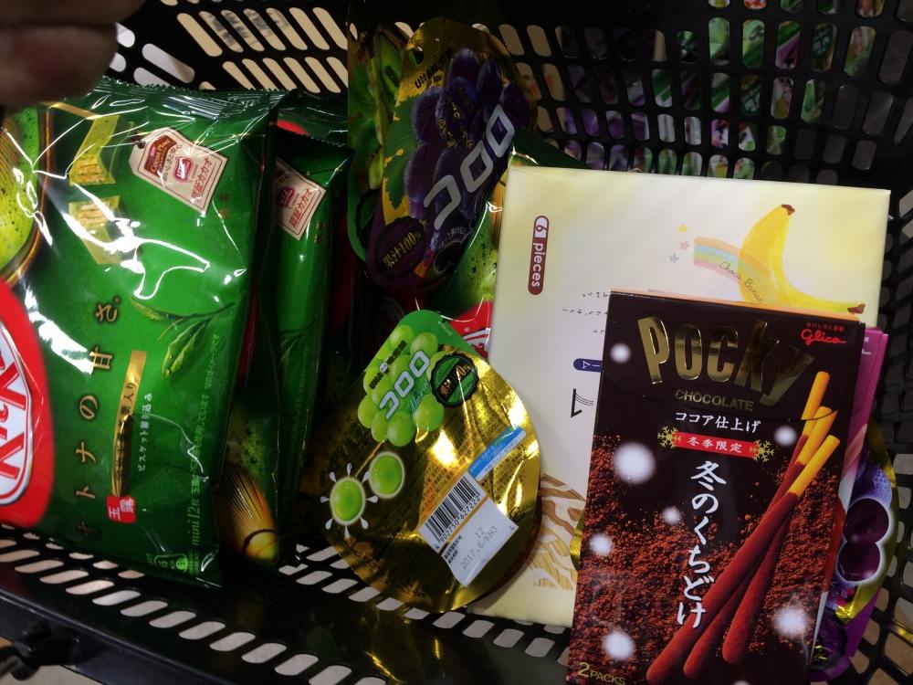 เลือกๆมาครับ :cheer: