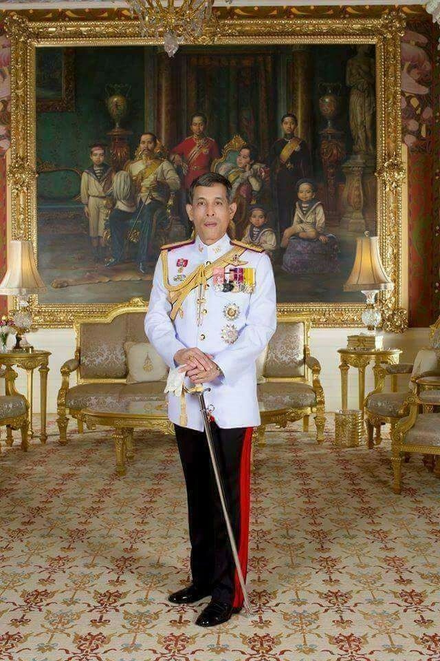 สมเด็จพระเจ้าอยู่หัววชิราลงกรณ รัชกาลที่ 10 