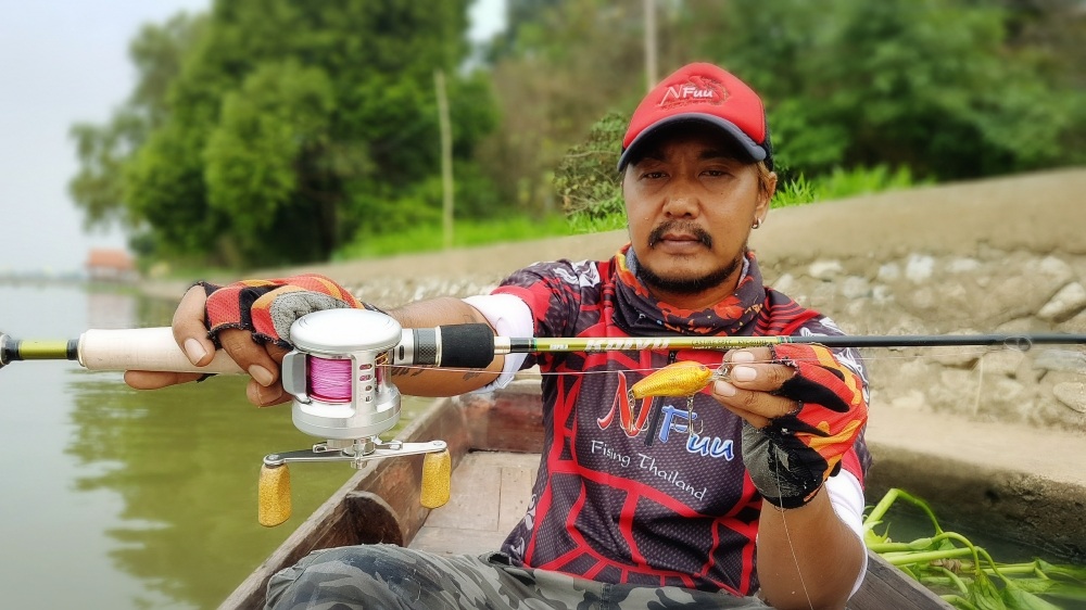  ชุดนี้เอาอยู่ พูดเลย เอิ๊กๆ
คัน :  [b]RAPALA Koivu 6 - 12 lb.[/b]
รอก :  [b]DAIWA Millionaire SLC