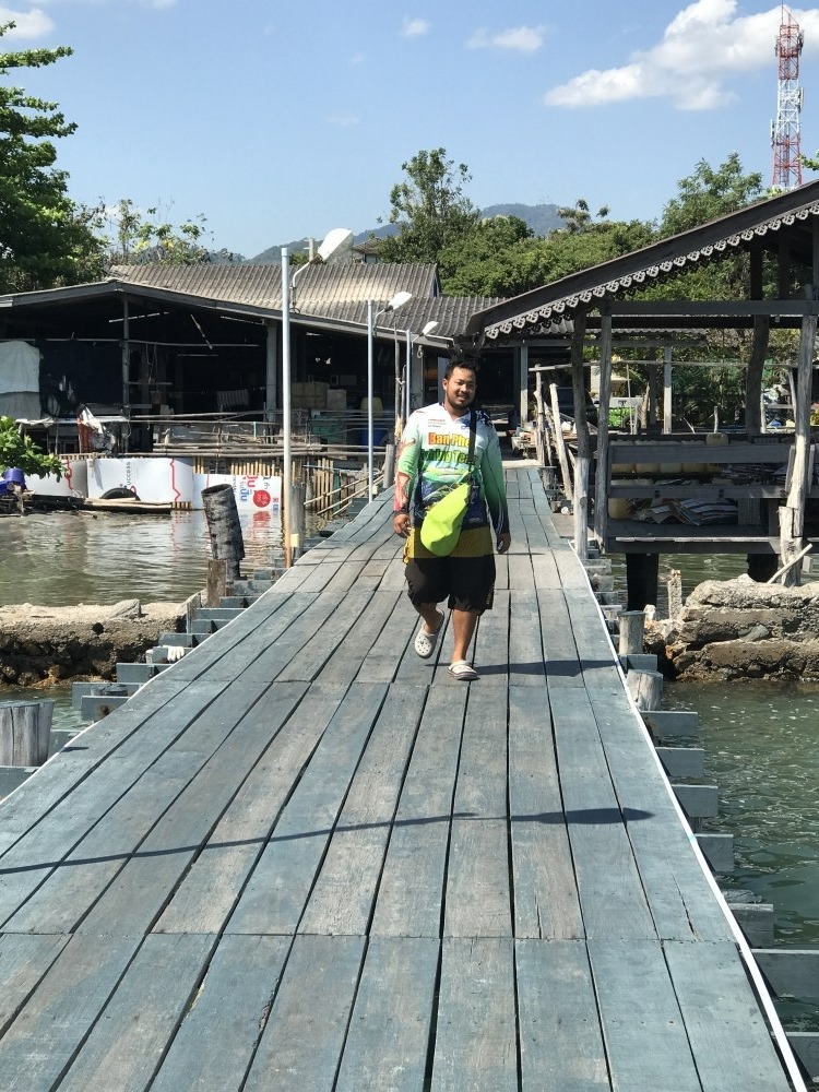 ไต๋กันก็มา เจ้าของเรือเป็ด แห่งเกาะเสม็ด 