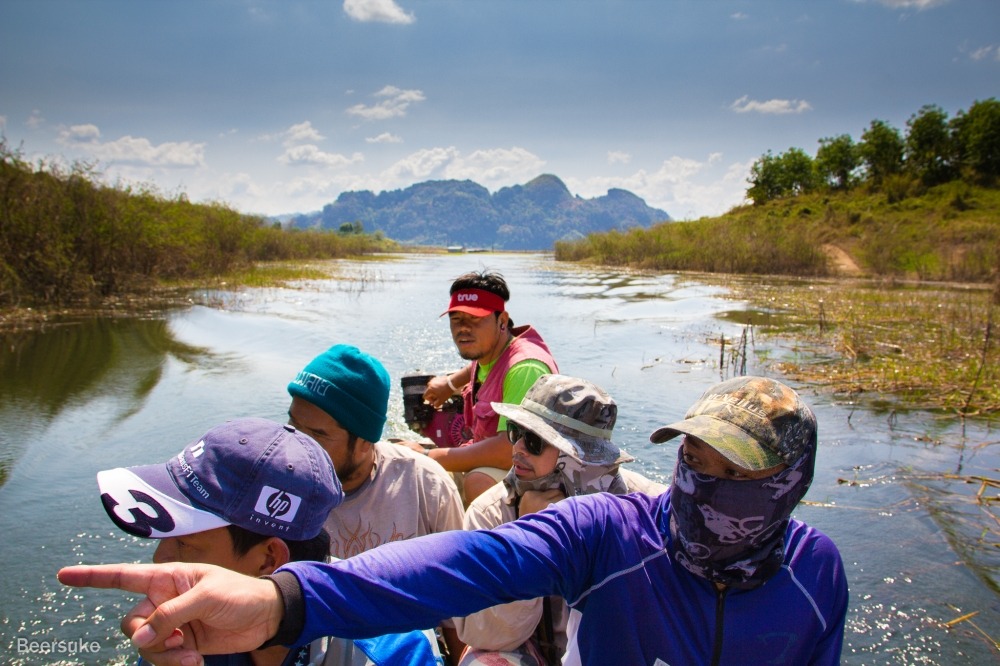 นั่งเรือกลับ ชมนก ชมไม้ กันไปเรื่อยๆๆๆ :grin: :grin: :grin: