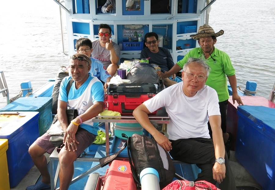 ขอบคุณเพือนร่วมทริปและไต๋เชียรและทุกๆท่านที่เข้ามาติชมครับ