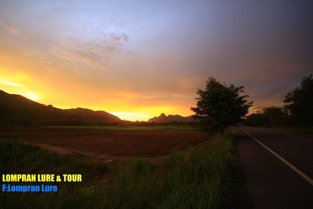 ขอลาด้วยภาพนี้ครับ   ขอให้ทุกท่านโชคดีมีความสุข ครับผม  และอย่าลืม หาความสุขให้ชีวิตใว้มากๆนะครับ  แ