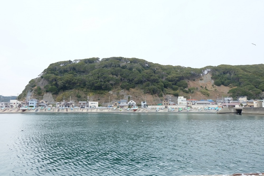 [b][center][/b][/center]