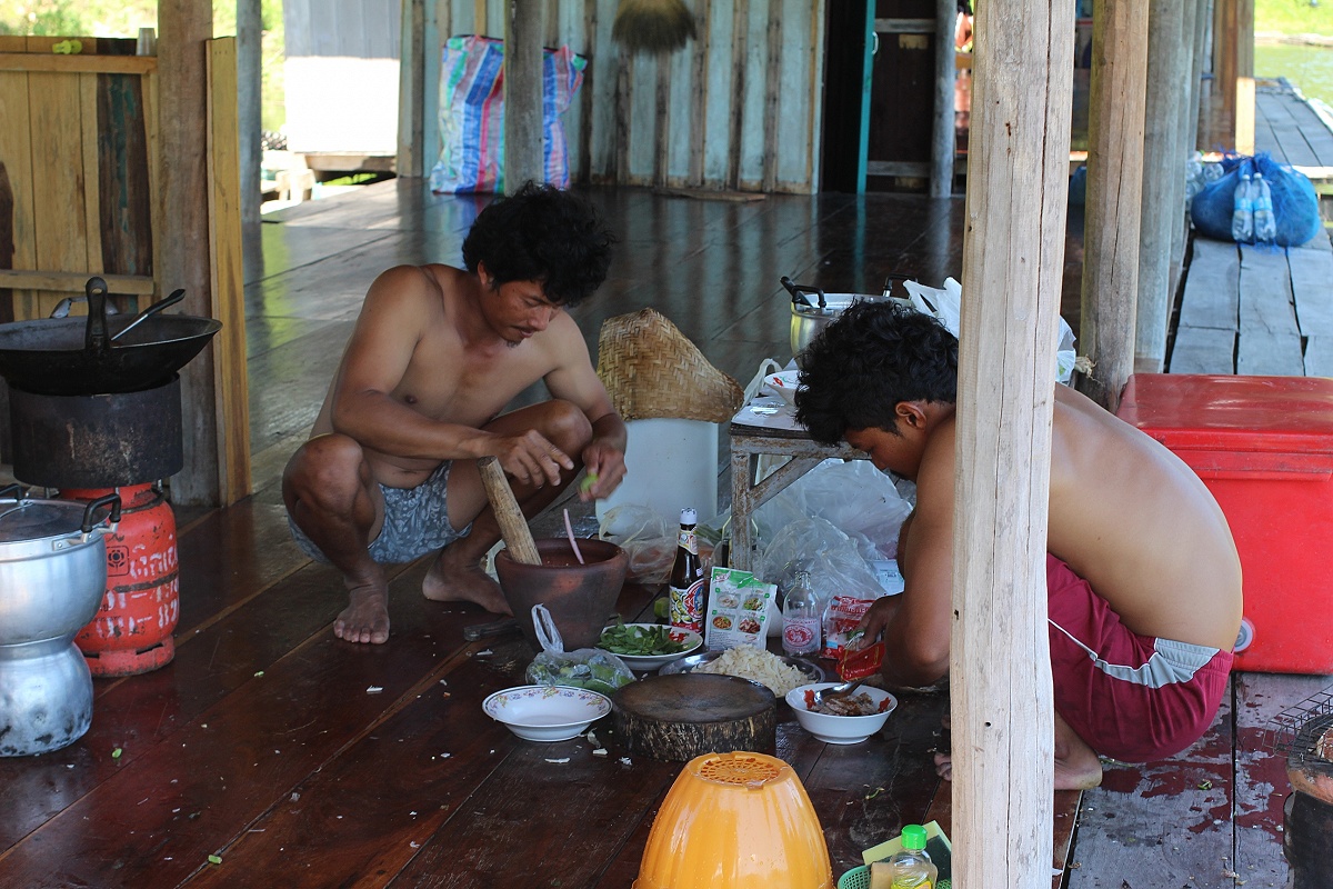  [center]กลับแพพักเบรก หาของอร่อยกินกันครับ[/center]