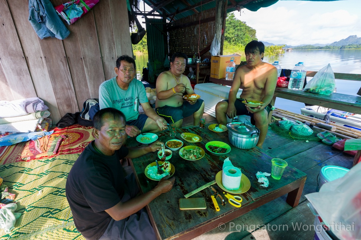 เติมพลังมื้อเช้ากันครับ