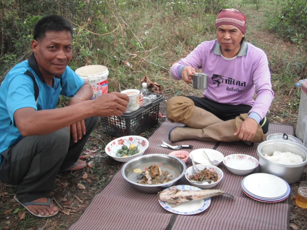 กินข้าวนำกัน