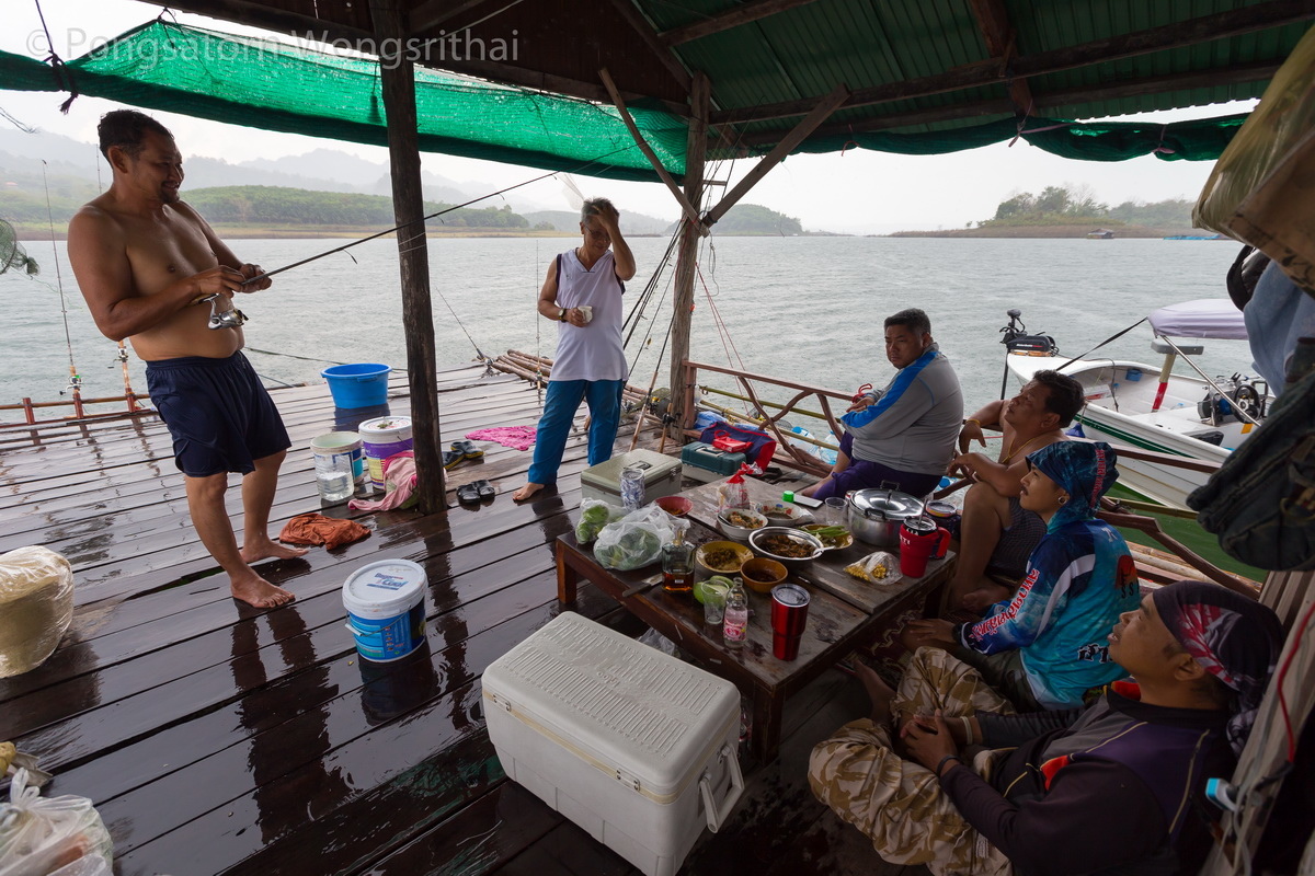 ทั้งลมทั้งฝน เปียกถ้วนหน้ากันถึงห้องนอน