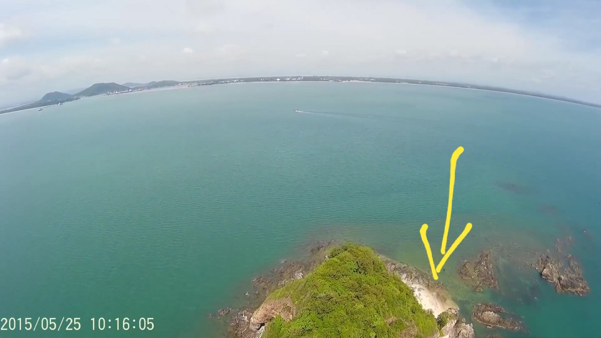 เกาะแมวจุดที่จะกางเต้นท์กันครับ   มีหมึกหอมไซต์ใหญ่  ๆ ให้เล่น  ปลามีรอบเกาะ หมายเรือจม ไปทางก้น
ลู