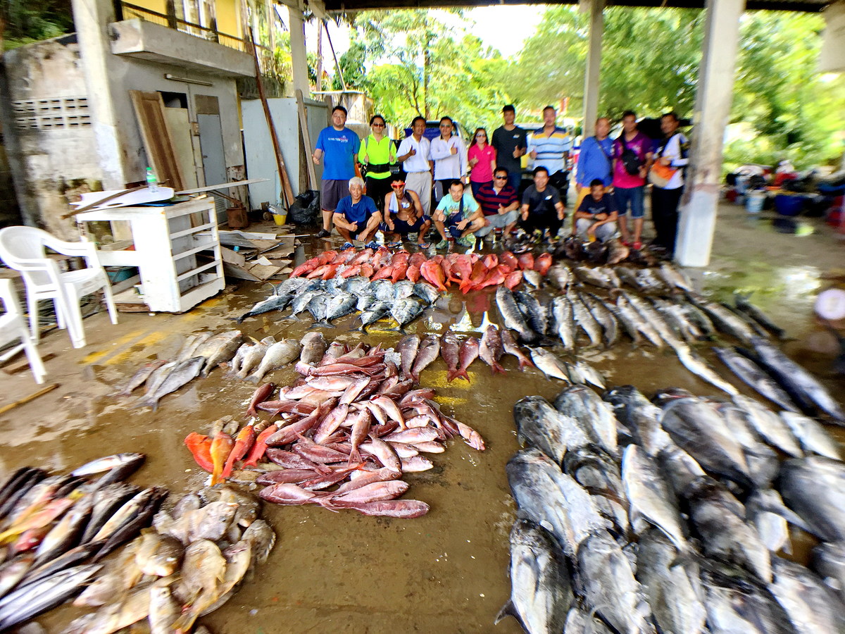 ปลารวมสำหรับความสุขในเกมการตกปลาที่เพื่อน ๆ สมาชิกทุกคนถวิลหา บางคน 3-5 ทริปต่อปี บางคน 2 ทริปต่อปี 
