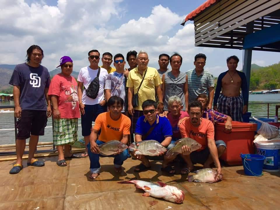 ผมขอลา ไปด้วยภาพนี้นะครับ ขอขอบคุณ แพพี่โต้ง(เขื่อนศรีนครินทร์), SIAMFISHING และน้าๆที่ร่วมเข้าชม
ข