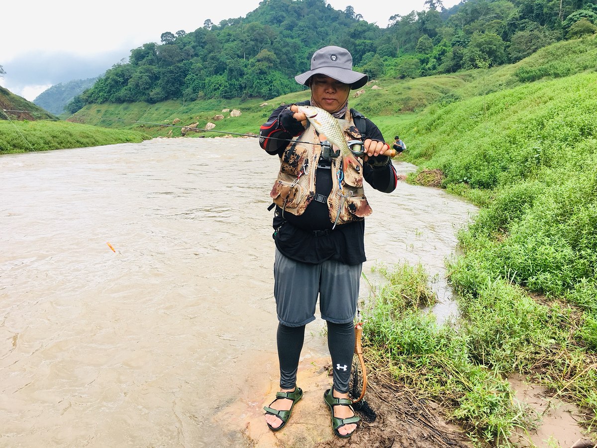 นีปลากระสูบต้นน้ำตัวแรกของผม