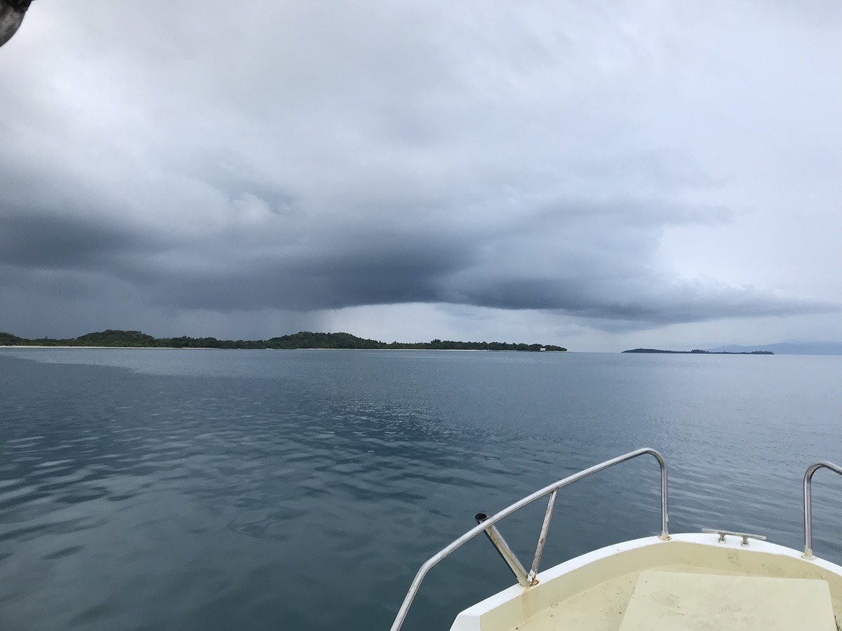 ไลท์จิ๊ก ที่เกาะสมุย ทริปมิตรภาพกลางสายฝน