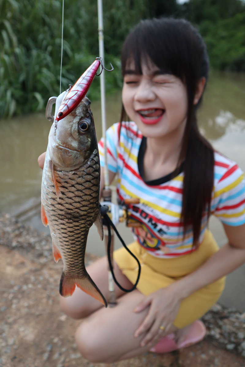 
แถมอีก 1 ตัว

ขอลาไว้เพียงแค่นี้ 

ขอบคุณพื้นที่ดีๆ Siamfishing ด้วยครับ