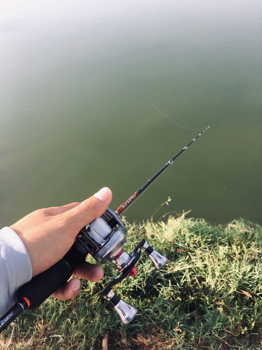 Reel : Daiwa Alphas Ito + SV Spool
Rod :  Rapala Red Darter
Line : Fluoro carbon 4lb
Lure : Jerkb